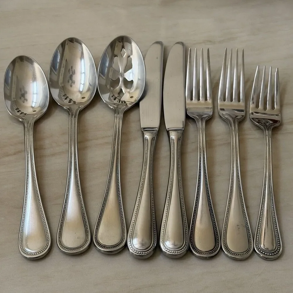 8pc Towle Beaded Antique Stainless Flatware 18/10 China Knives Spoons Forks